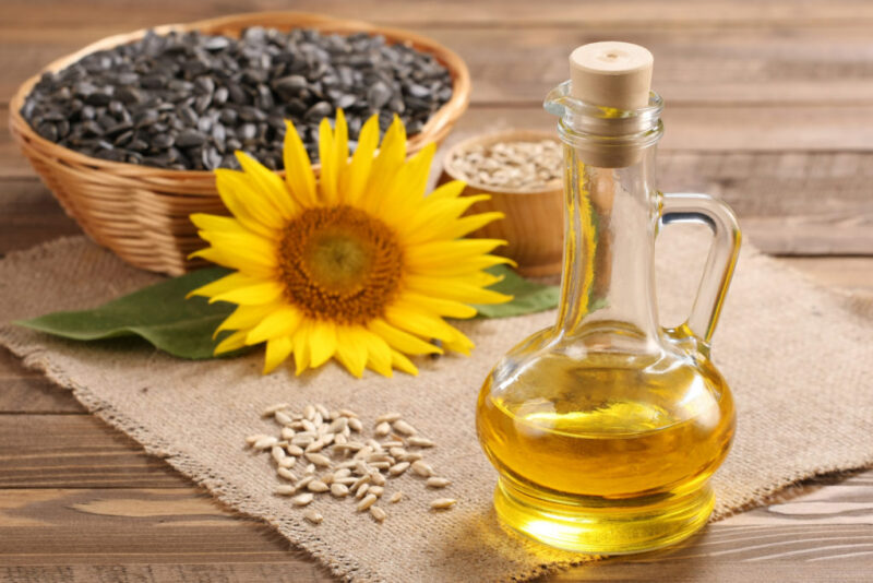 shutterstock_209017024-1024x683 Олія соняшникова салатна